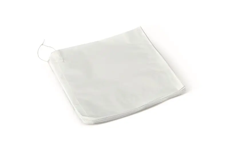 CONF BAG 23 WHITE 165x115mm - 1/2 LONG STRUNG